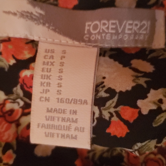 Dress - Picture 4 of 4